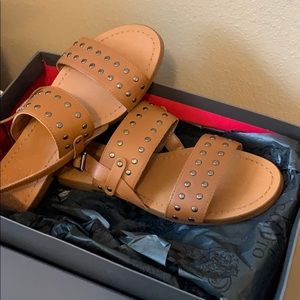 Vince Camuto sandals new in box